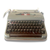Máquina De Escrever Alemã Olympia Sm3