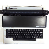 Máquina De Escrever Antiga Olivetti Et Personal 50 Restaurar