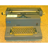 Máquina De Escrever Elétrica Olivetti Tekne 3 - Js09 Usada