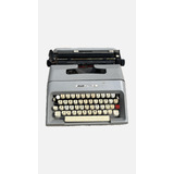 Máquina De Escrever Olivetti Antiguidade Feita No México