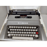 Maquina De Escrever Olivetti Lettera 35conservada