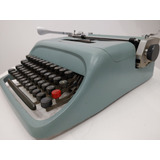 Maquina De Escrever Olivetti Studio 44 Letra Elite