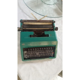 Máquina De Escrever Portátil Olivetti Studio 45
