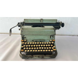 Máquina De Escrever Remington Antiga No Estado 6448