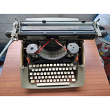 Máquina De Escrever Sperry Remington 100