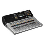 Mesa De Som Digital Yamaha Tf3 24 Canais Bivolt