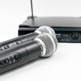Microfone De Mão Sem Fio Profissional Duplo Wireless Uhf Cor Preto
