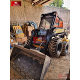 Mini carregadeira New Holland