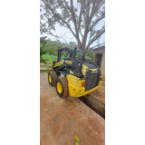 Mini Carregadeira New Holland