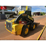 Mini carregadeira New Holland