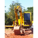 Mini Escavadeira Hyundai Robex