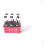 Mini Garrafas Coca Cola No Engradado Japão E Tailândia 