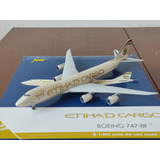 Miniatura Avião Boeing 747 8f Etihad Cargo 1 400