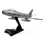 Miniatura Avião De Combate F 86f Sabre Edição 24