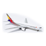 Miniatura Boeing 767 300er