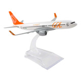 Miniatura Colecionável Metal Avião Comercial Boeing Airbus Cor B737 Gol