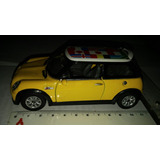 Miniatura De Mini Cooper S Escala 1 28 Amarelo