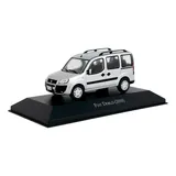 Miniatura Fiat Doblo 2010