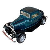 Miniatura Ford 3 Window 1932 Coupé Escala 1 34