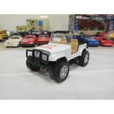 Miniatura Jeep Willys Cj5