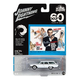 Miniatura Metal Cultura Pop 2020 R1 1 64 Johnny Lightning Cor 1960 Ford Ranch Wagon Moscou Contra 007