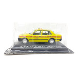 Miniatura Táxis Clássicos Toyota Crown Tokyo 1998 Altaya Ixo