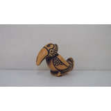 Miniatura Toten Tucano N 107 Coleção Kinder Ovo 1998