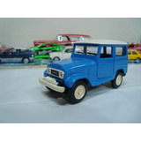 Miniatura Toyota Bandeirante Carros