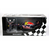 Minichamps F1 1/18 Red Bull Rb7 2011 Campeão S. Vettel #1