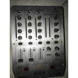 Mixer Behringer Vmx300 C Defeito