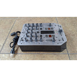 Mixer Dj Behringer Model Vmx 200 110v Perfeito Estado 