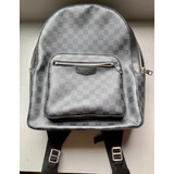 Mochila Louis Vuitton preta couro top - Bolsas, malas e mochilas - Santa  Cruz, Rio de Janeiro 966950158