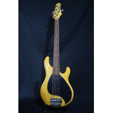 Music Man Stingray 5 Cordas