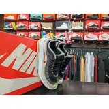 Nike Air Max Axis