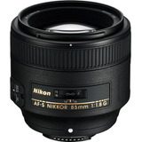 Objetiva Nikon 85mm F