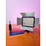 Painel De Luz Led Yongnuo Yn300 Cor Branca frio