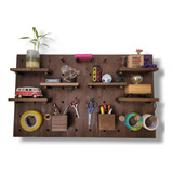 Painel Pegboard Em Pinus Com Acabamento Sob Medida 