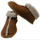 Pantufa Unissex Com Cano Pele Quentinha Sola Antiderrapante