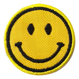 Patch Bordado Aplique Termocolante Modinha Emoji Smile 5cm