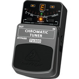 Pedal Afinador Guitar Baixo Behringer Tu300 Chromatic Tuner Cor Preto