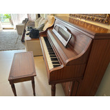 Piano Vertical Fritz Dobbert Modelo Clássico
