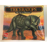 Plastimodelo Dinossauro Triceratops Amt
