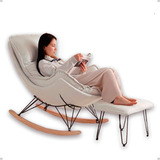 Poltrona Cadeira Balanço Reclinável Apoio Pés Descanso Decoração Casa Sala Jardim Área Externa Gourmet Espreguiçadeira Confortável Relaxar Ler Moderna Minimalista Retrô Cor Off White