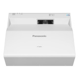 Ppanasonic Pt-cmz50u Wuxga Lcd Projetor Laser De Curta Dist