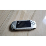 Psp Slim 2000 Com Marcas De Uso E Tá Com Defeito Não Liga B5