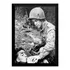 Quadro Segunda Guerra Mundial Soldado Ajuda Alemão Ferido