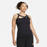 Regata Nike Sportswear Collection