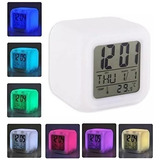 Relógio Digital Despertador Cubo Colorido 7 Led Luz Alarme