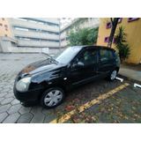 Renault Clio 1 0
