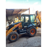 Retroescavadeira Jcb 2013 4x4